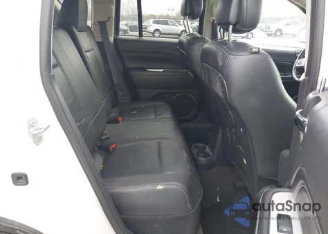 2015 Jeep Compass High Altitude Edition z USA, uszkodzony, nr VIN 1C4NJDEB5FD118101